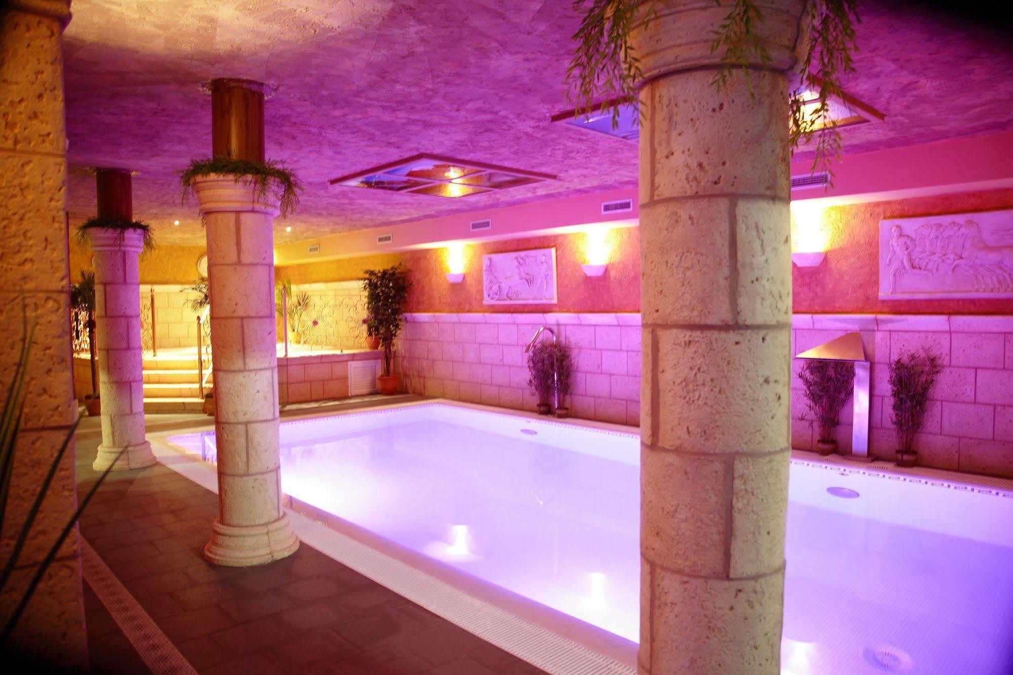 Posada-Spa Privilegio De Vara Noja Εξωτερικό φωτογραφία